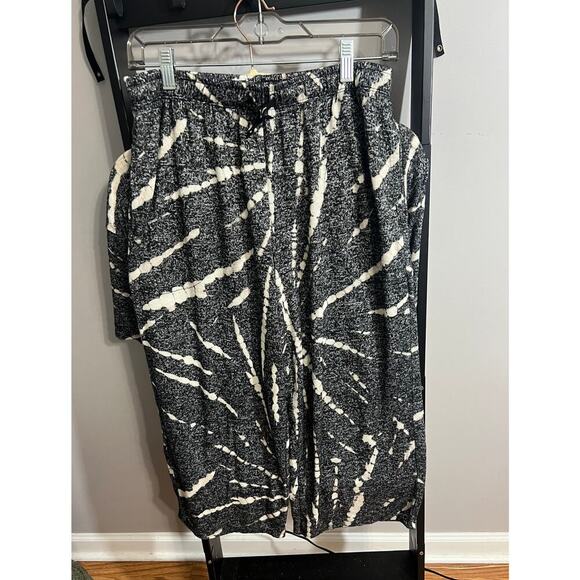 DKNY Pajama set, women’s size S, black/white, preowned - Picture 5 of 16